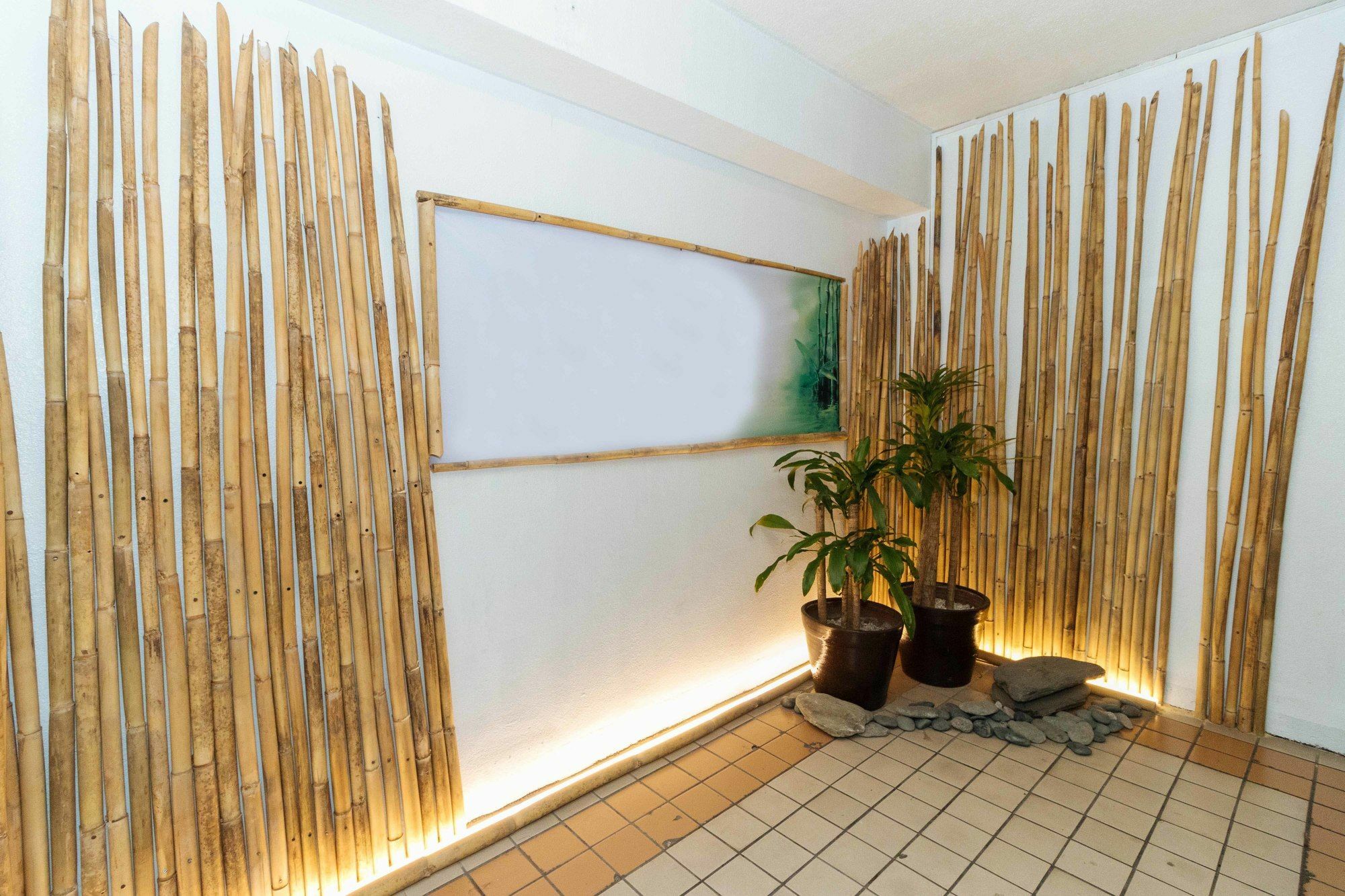 Reddoorz @ Amorsolo Makati Makati City Exterior photo
